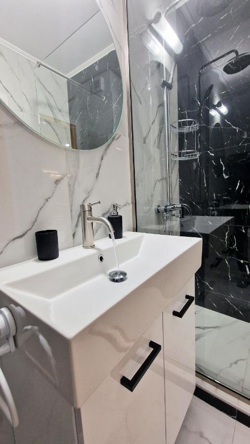 Pg Luxury Apartment 卡瓦拉 外观 照片