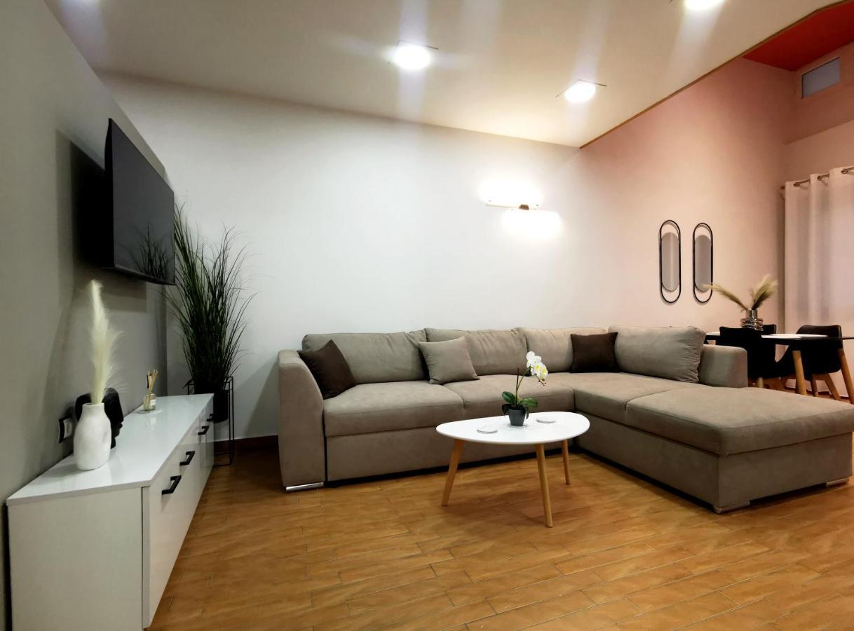 Pg Luxury Apartment 卡瓦拉 外观 照片